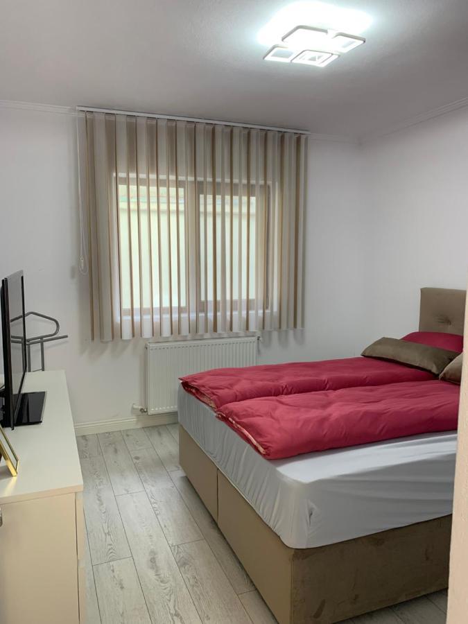 Ap Studio Caransebeş Buitenkant foto